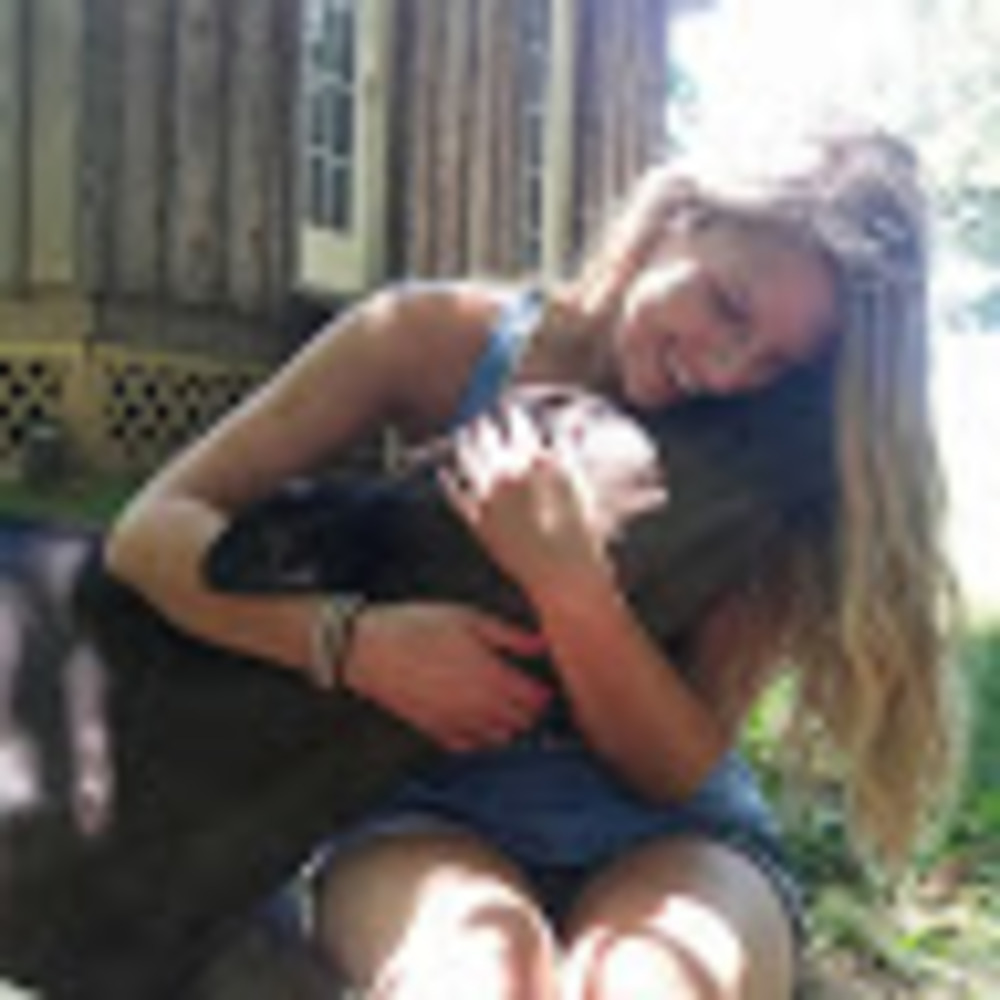 Meet your Posher, Kelly